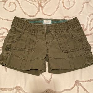 American Eagle Size 2 shorts